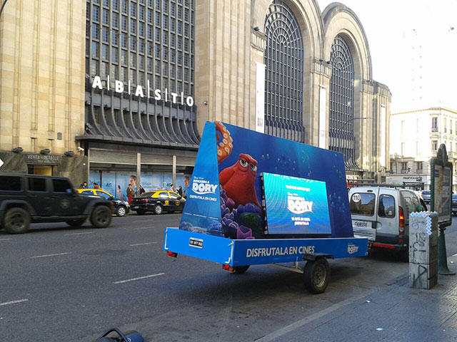 Trailer publicitario